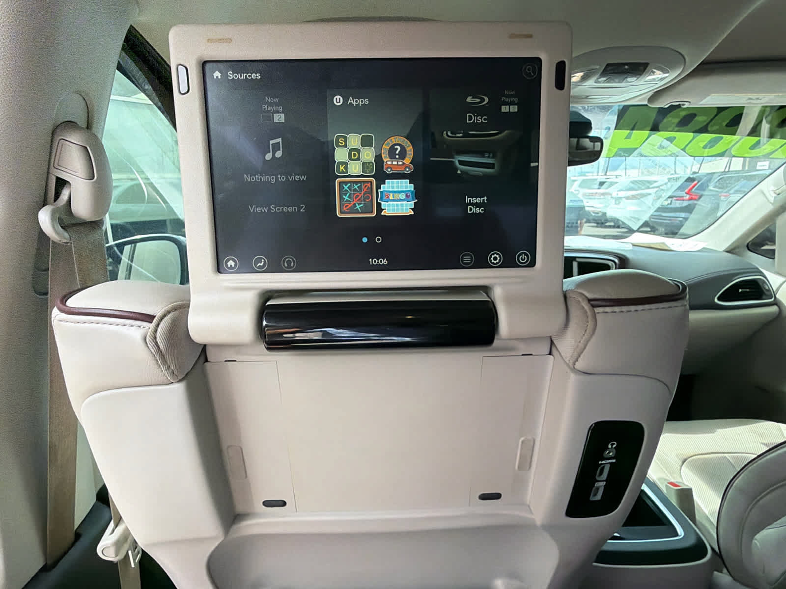 Used 2017 Chrysler Pacifica Limited FWD image 23