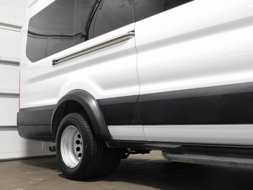 Used 2023 Ford Transit 350 XLT image 12