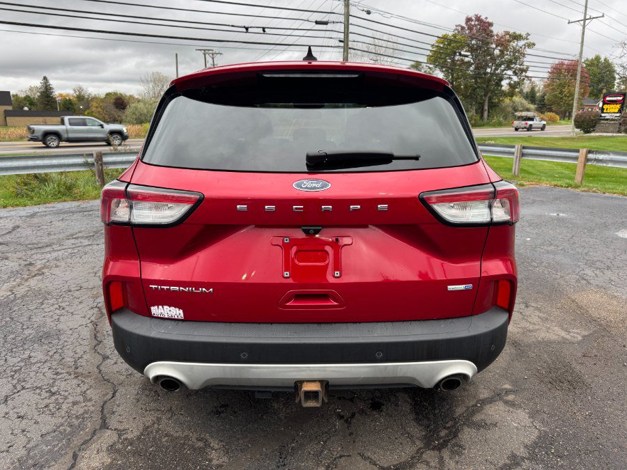 Used 2020 Ford Escape Titanium AWD/4WD image 4
