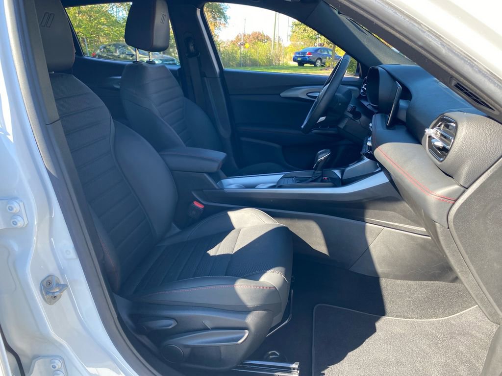 Used 2023 Dodge Hornet GT w/ GT Blacktop Package image 43