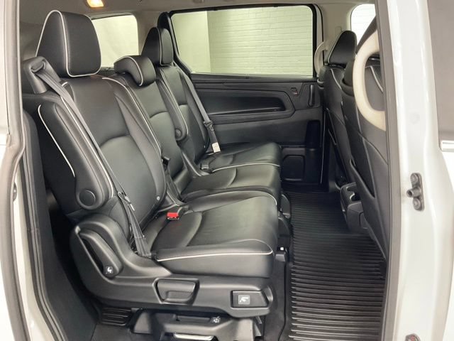 Certified 2025 Honda Odyssey Touring image 18