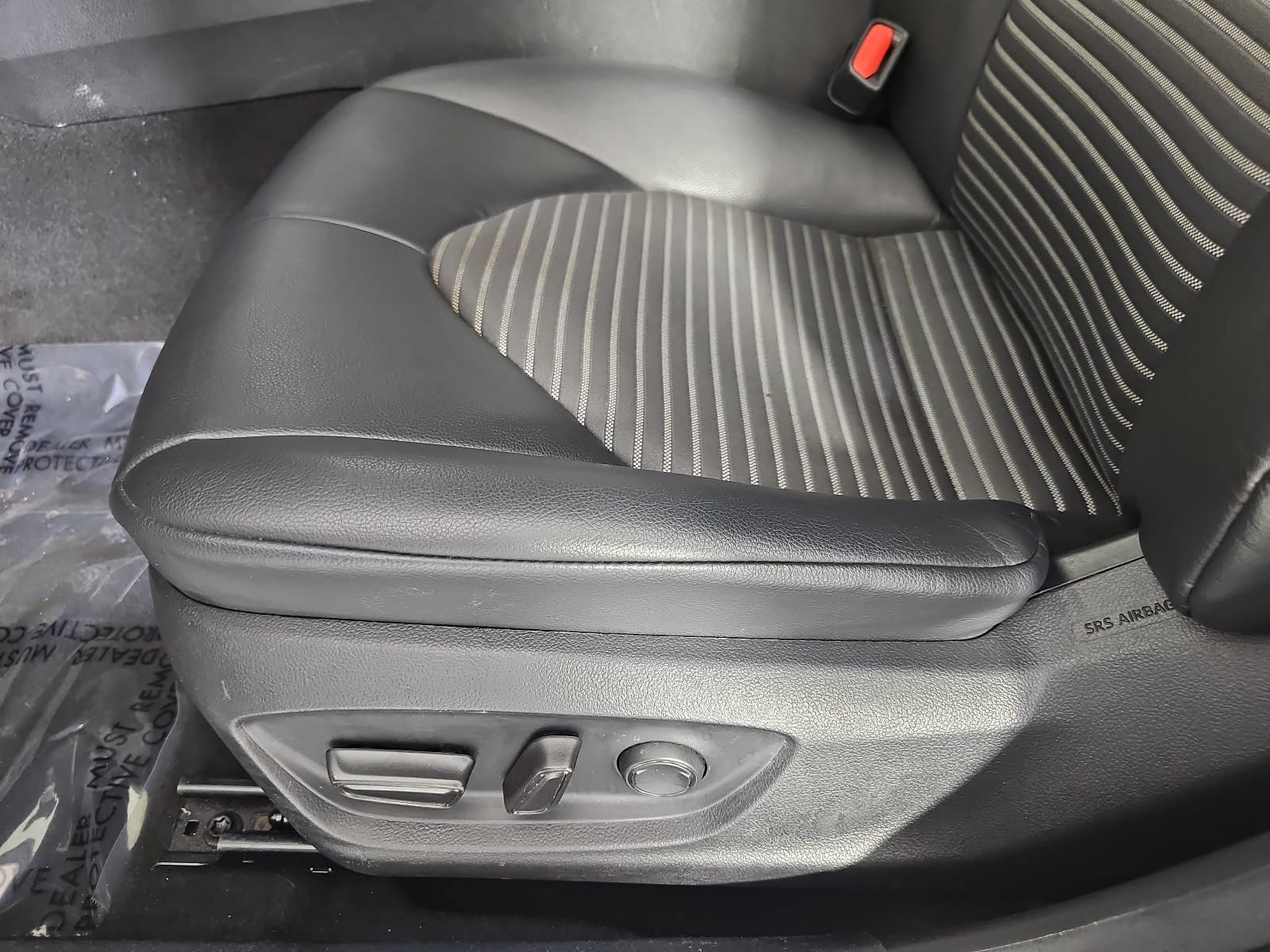 Used 2023 Toyota Camry SE FWD image 27