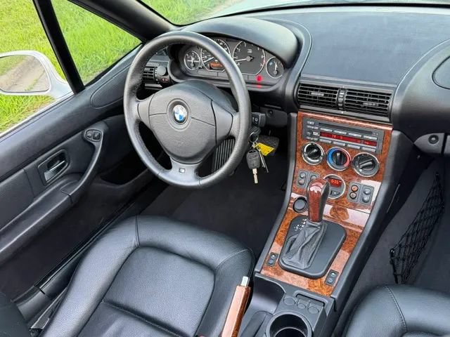 Used 2002 BMW Z3 3.0i RWD image 18