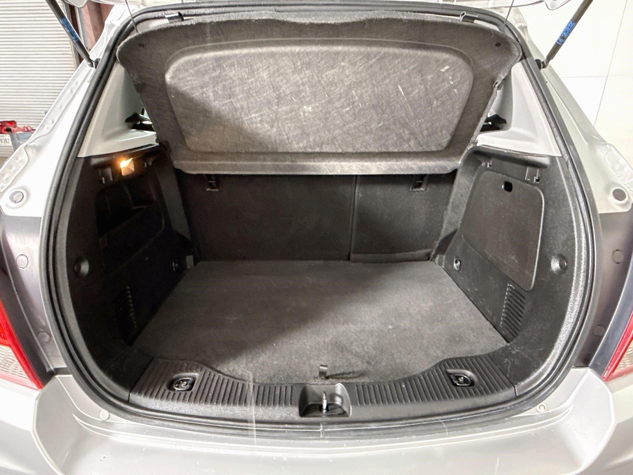 Used 2019 Chevrolet Trax LS FWD image 33