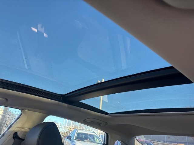 Used 2018 Kia Optima S w/ Panoramic Sunroof Package image 10