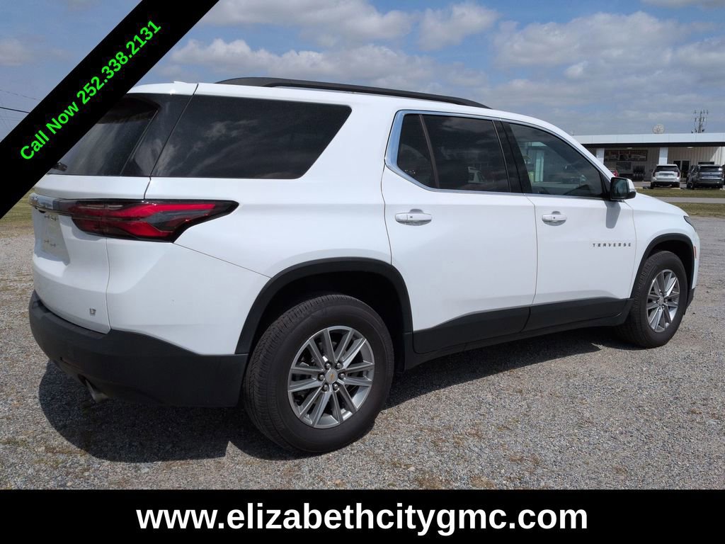 Used 2023 Chevrolet Traverse LT image 4