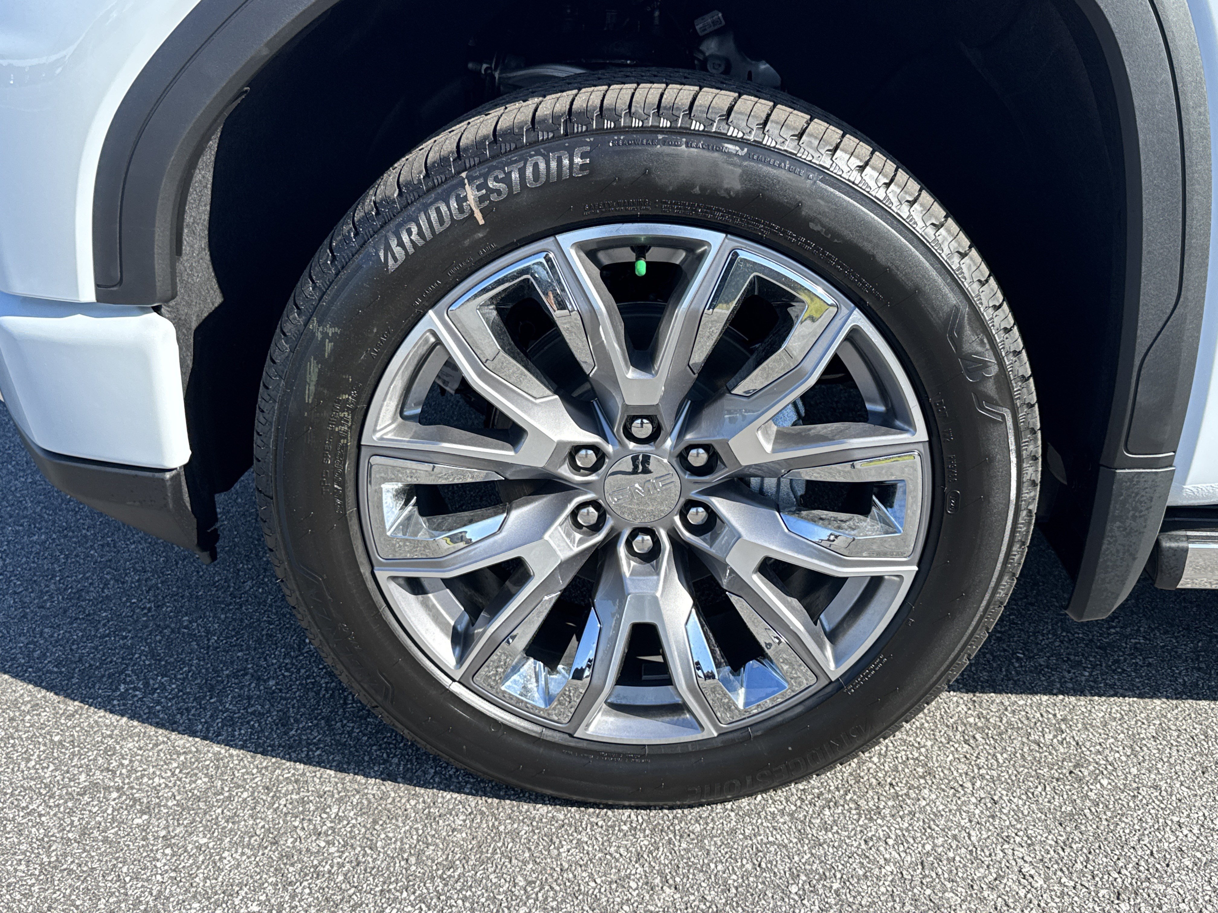New 2026 GMC Sierra 1500 Denali AWD/4WD image 13