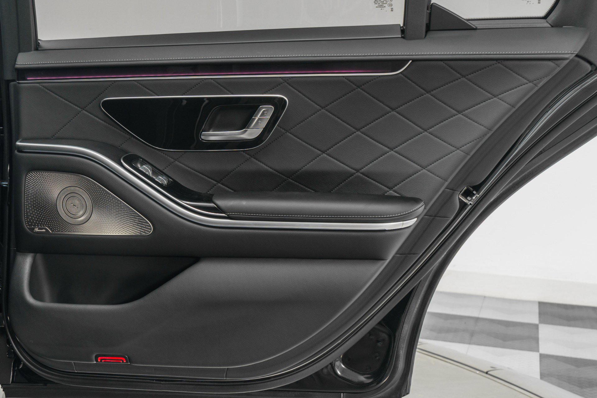 Used 2025 Mercedes-Benz S 580e 4MATIC Sedan image 44