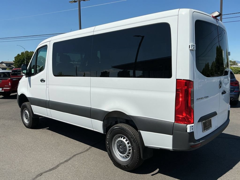 Used 2025 Mercedes-Benz Sprinter 2500 image 9