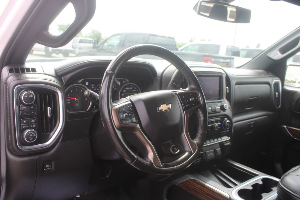 Used 2020 Chevrolet Silverado 1500 High Country w/ Trailer Camera Package AWD/4WD image 24