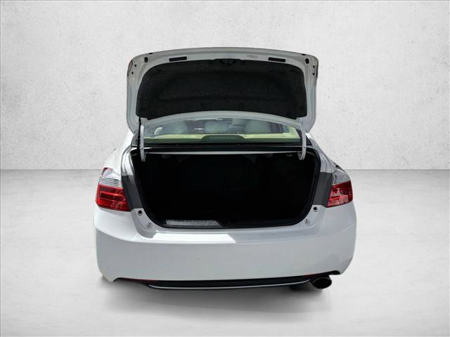 Used 2013 Honda Accord EX-L image 7