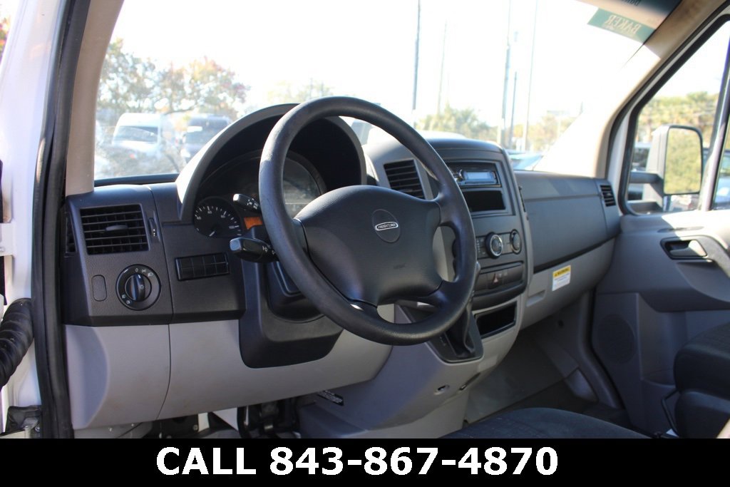 Used 2015 Freightliner Sprinter 3500 image 33