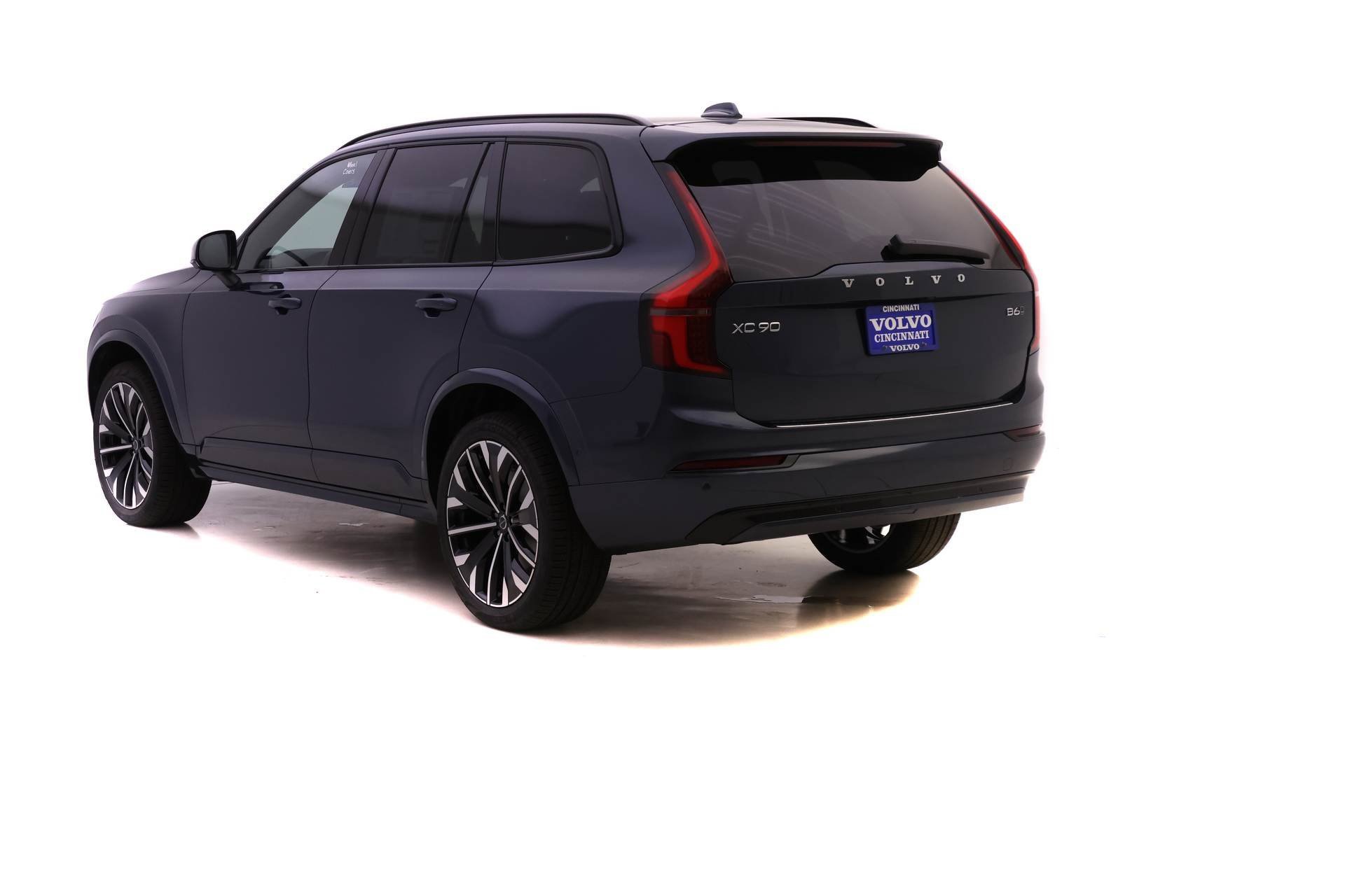 New 2026 Volvo XC90 B6 Ultra w/ Protection Package Premier image 5