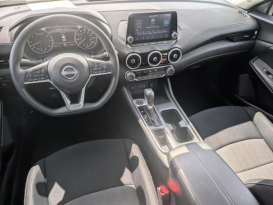 Used 2025 Nissan Sentra SV image 30