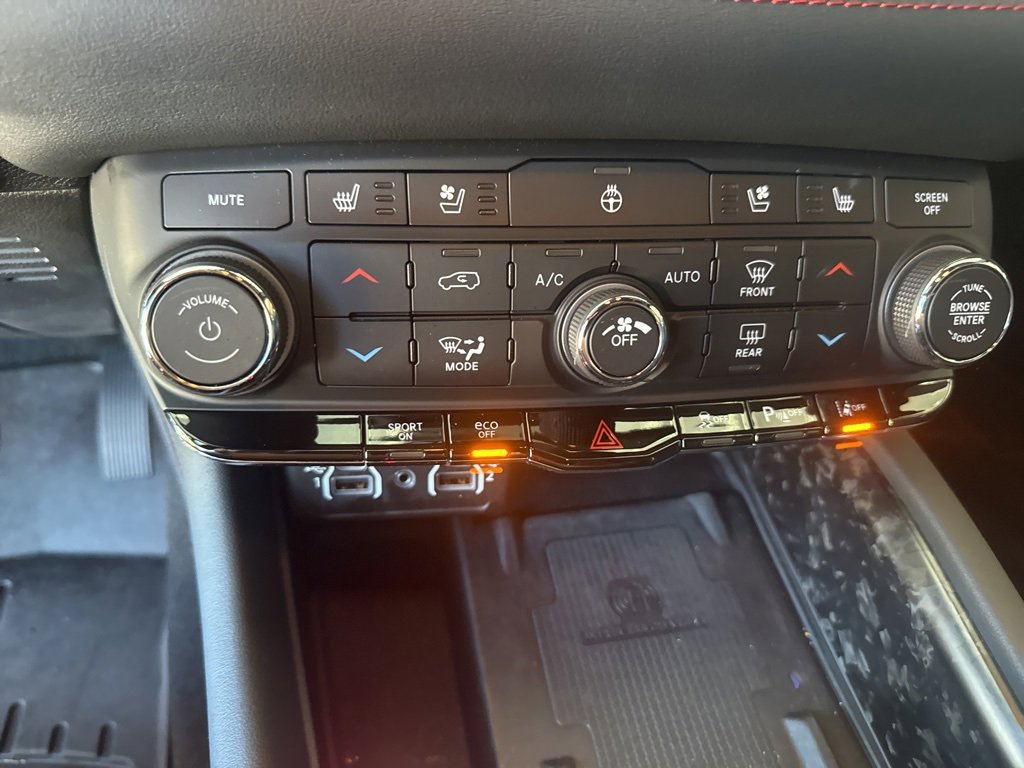 Used 2024 Dodge Durango R/T image 11