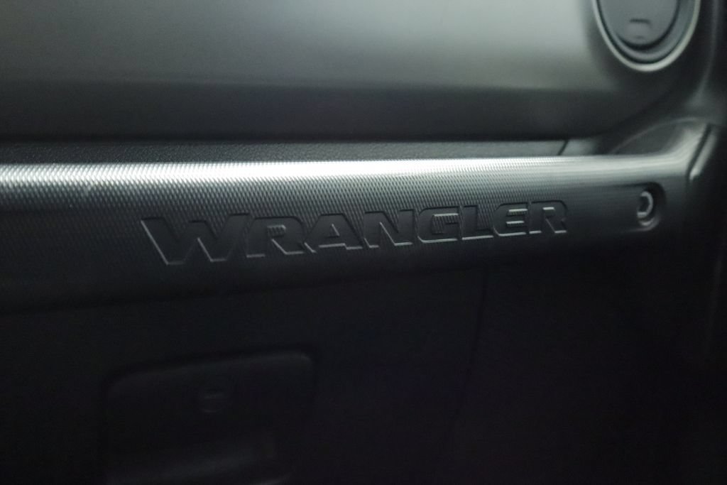 Used 2022 Jeep Wrangler Unlimited Sport AWD/4WD image 35