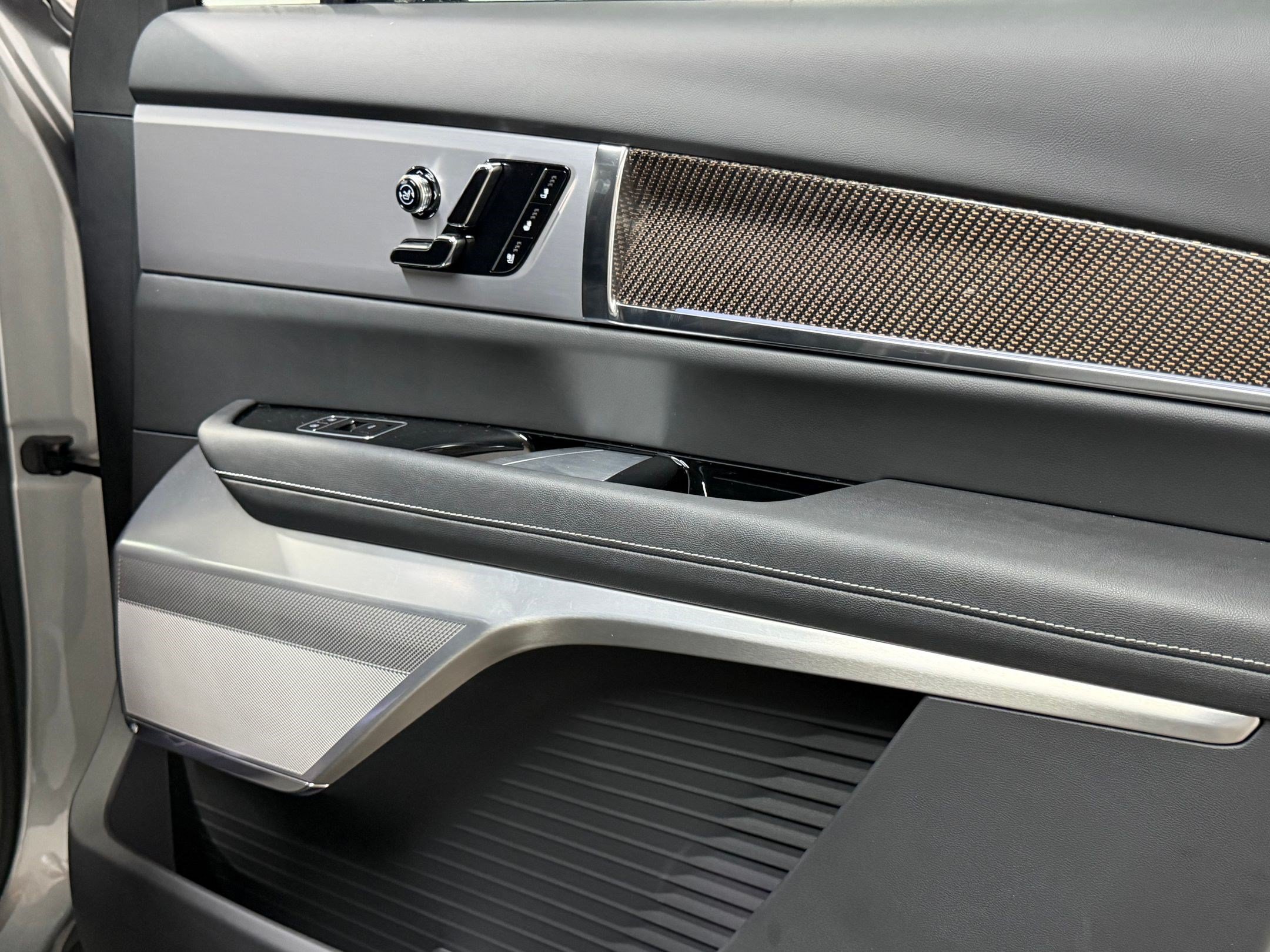 New 2026 Cadillac Vistiq Luxury AWD/4WD image 50