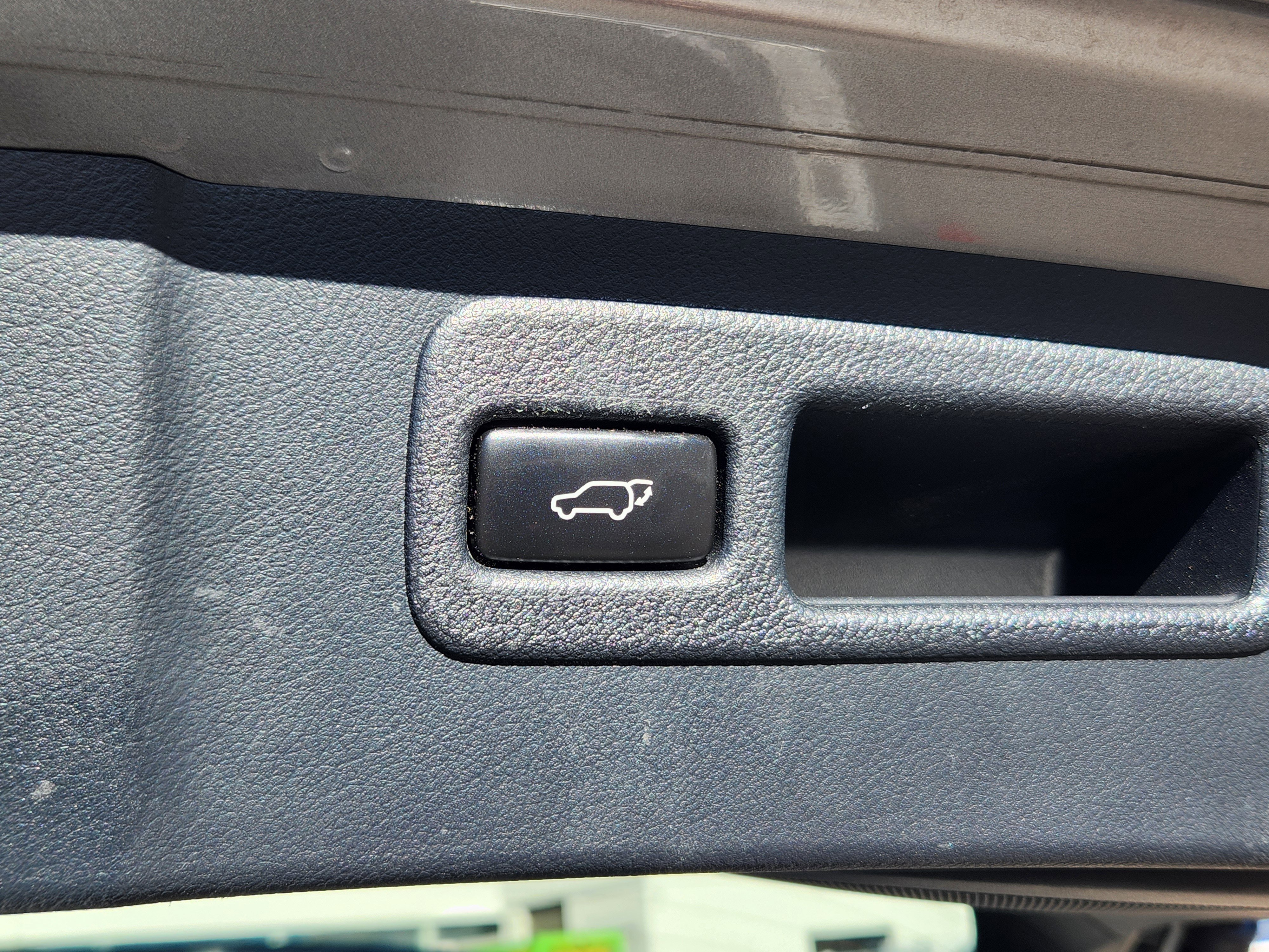 Used 2017 Lexus NX 300h AWD image 20