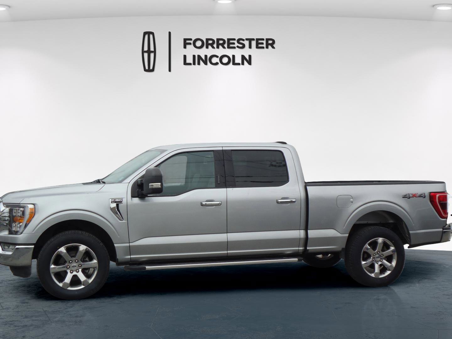 Used 2022 Ford F150 XLT w/ Equipment Group 302A High image 5