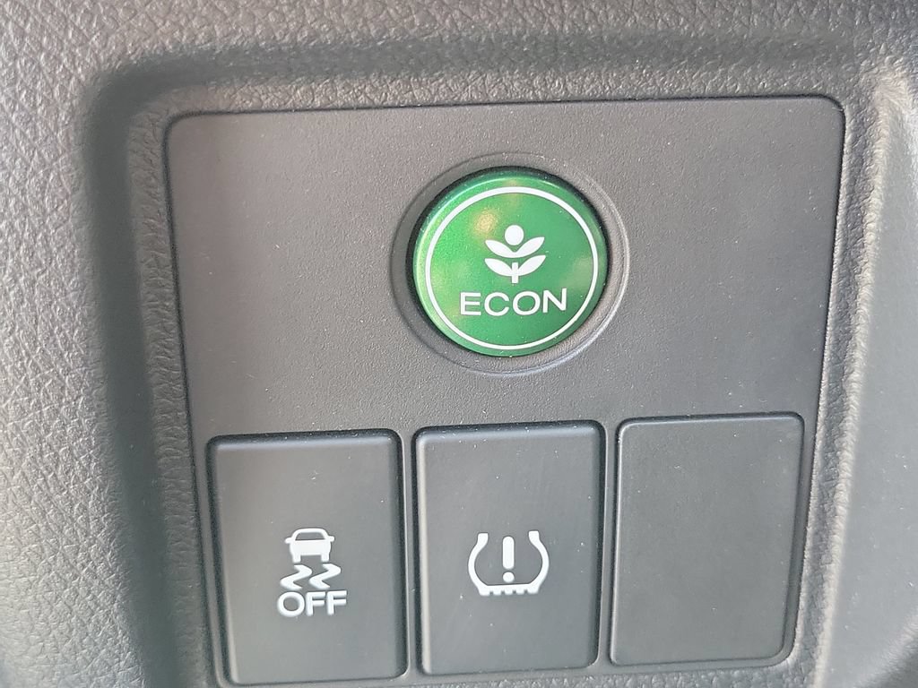 Certified 2021 Honda HR-V LX image 19