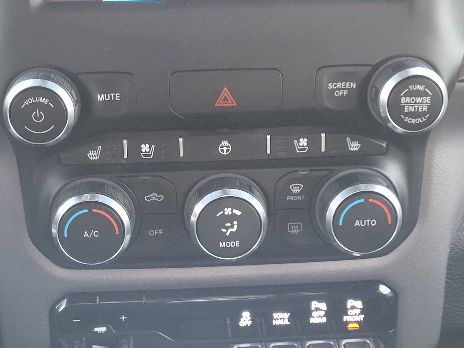 Used 2022 RAM 2500 Power Wagon w/ Level 2 Equipment Group image 32