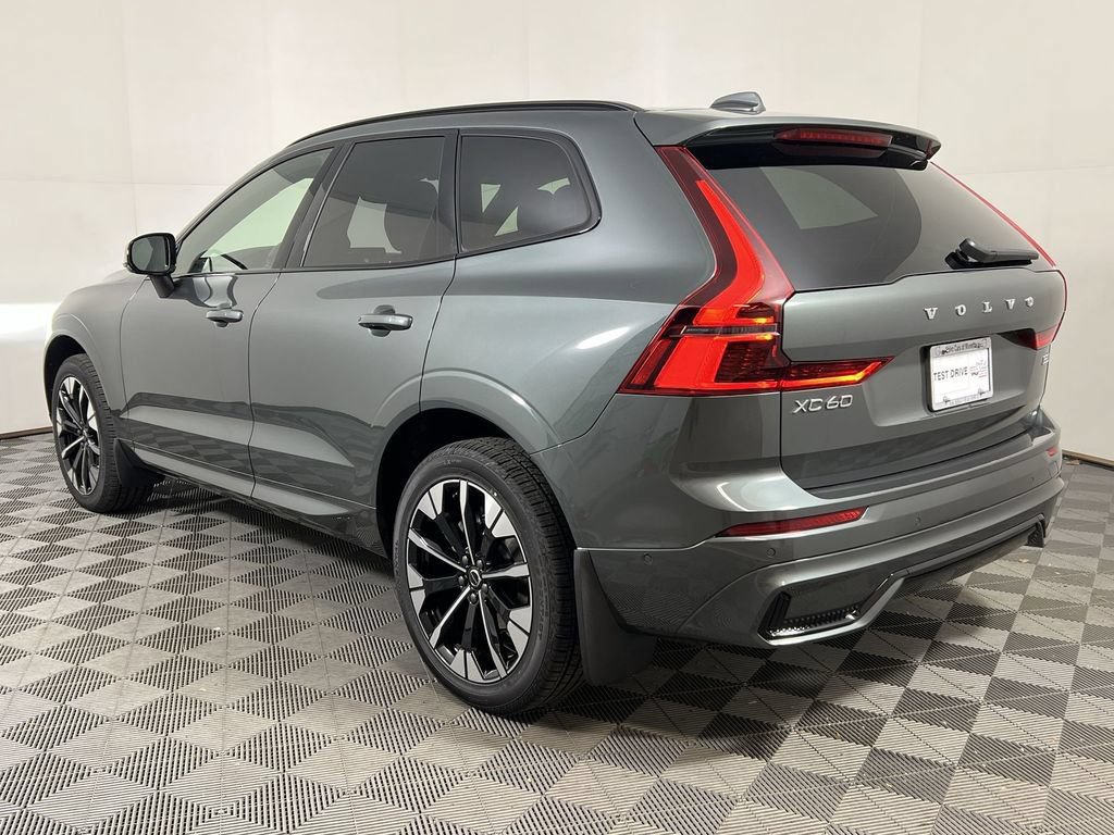 Used 2026 Volvo XC60 B5 Plus w/ Climate Package AWD/4WD image 8