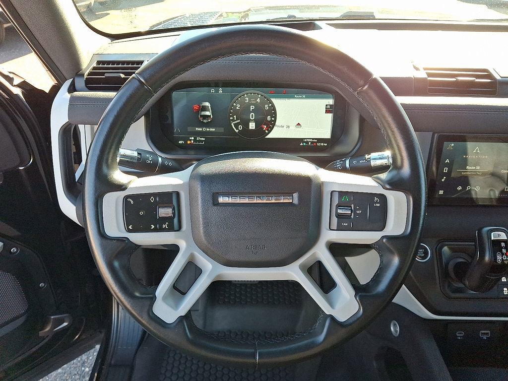 Used 2022 Land Rover Defender 90 X-Dynamic S AWD/4WD image 26
