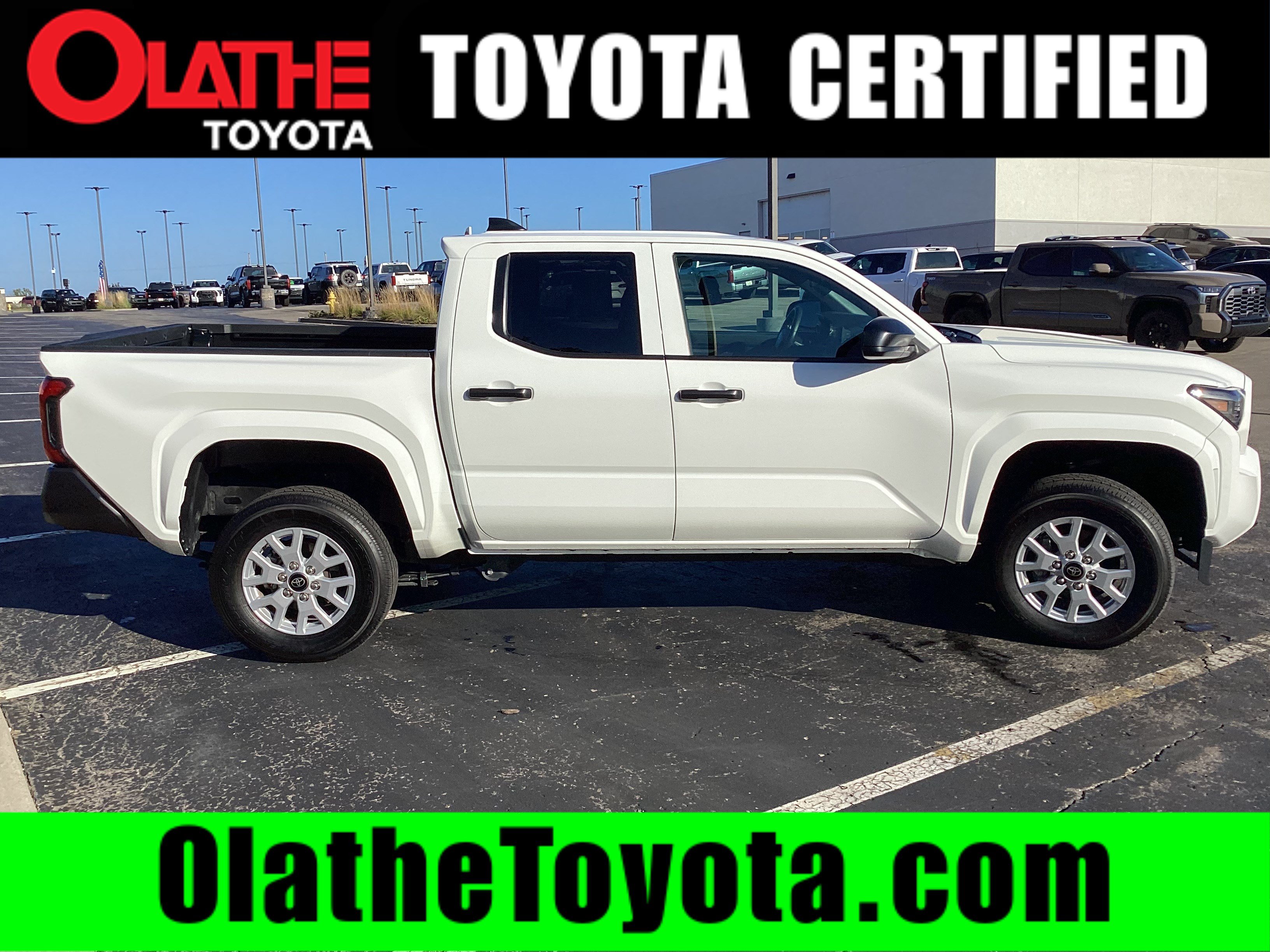 Certified 2025 Toyota Tacoma SR AWD/4WD image 1