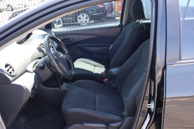 Used 2009 Toyota Yaris Sedan FWD image 9