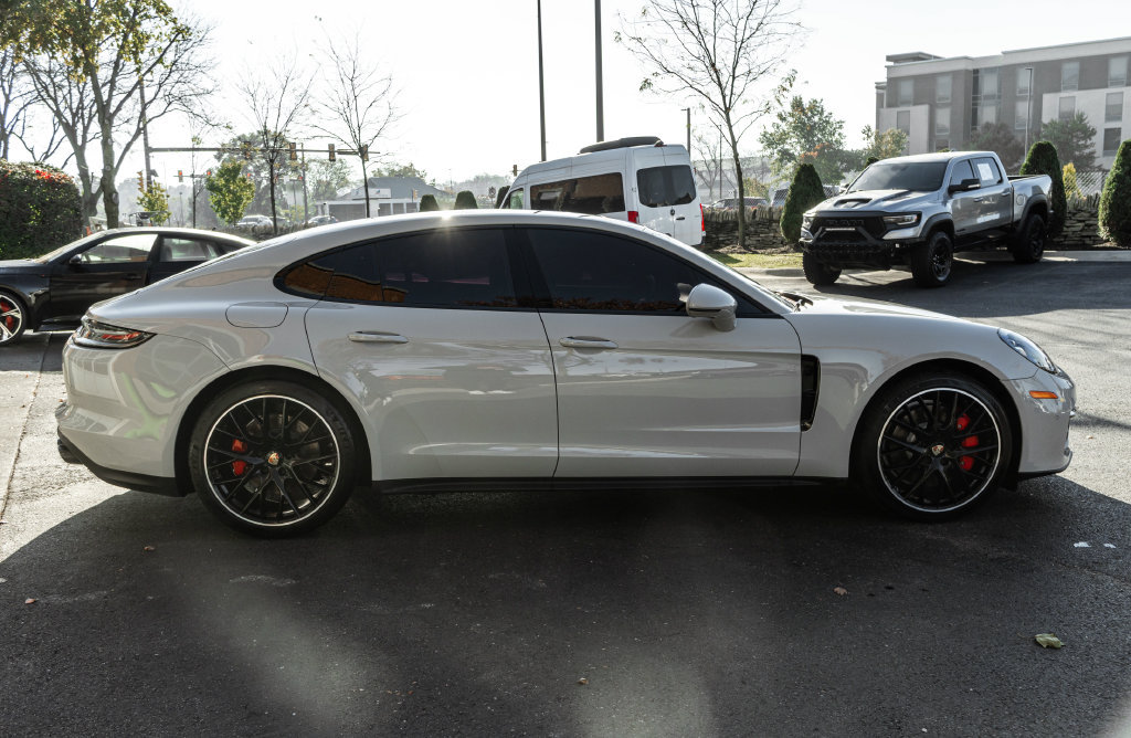 Used 2023 Porsche Panamera 4S w/ Sport Package AWD/4WD image 3