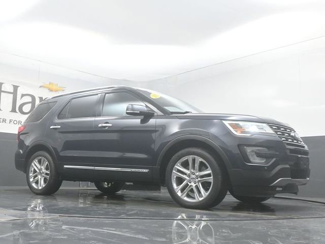 Used 2017 Ford Explorer Limited AWD/4WD image 2