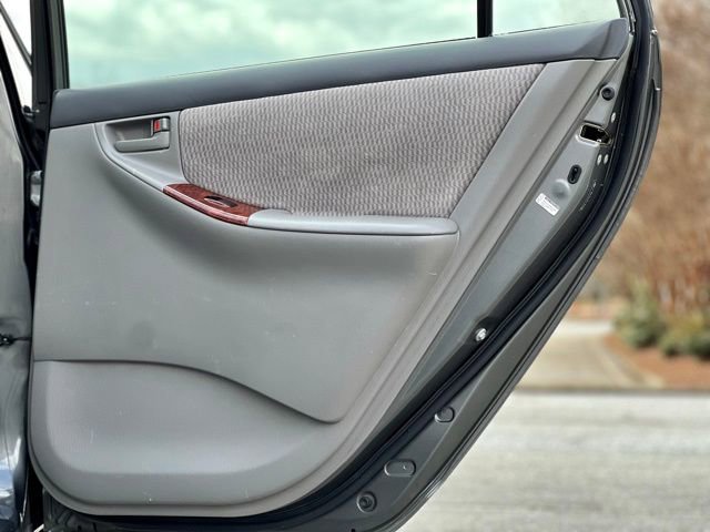 Used 2005 Toyota Corolla LE image 19