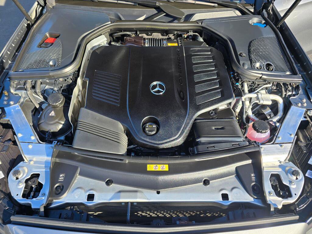 Used 2023 Mercedes-Benz E 450 4MATIC Sedan image 10