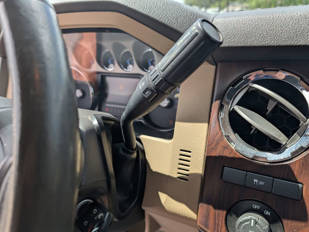 Used 2016 Ford F250 Lariat w/ Chrome Package image 19