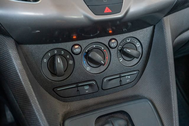 Used 2017 Ford Transit Connect XLT image 30