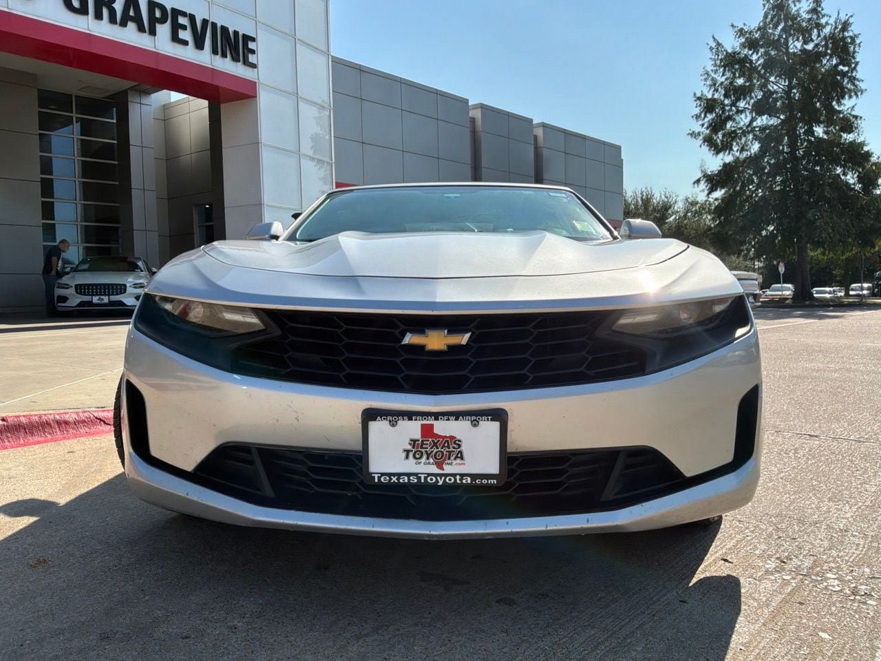 Used 2019 Chevrolet Camaro LT RWD image 4