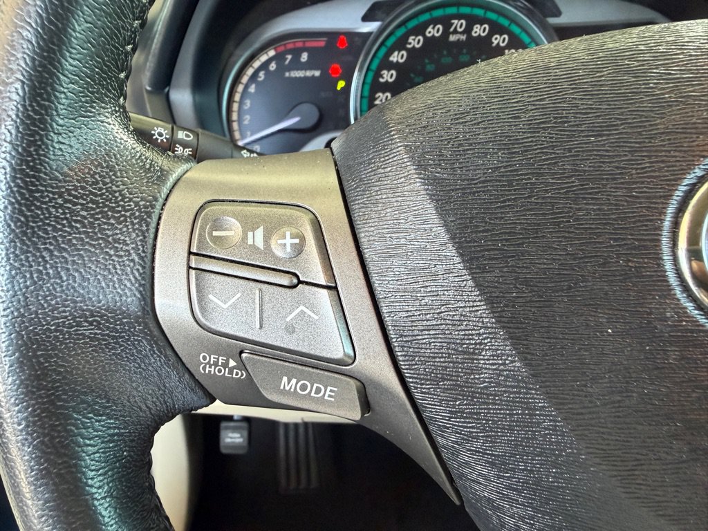 Used 2012 Toyota Venza Limited w/ Tow Pkg AWD/4WD image 10