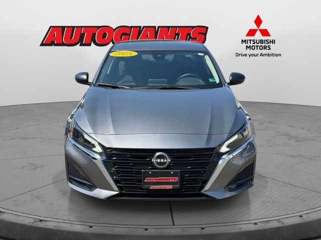 Used 2025 Nissan Altima 2.5 S FWD image 8