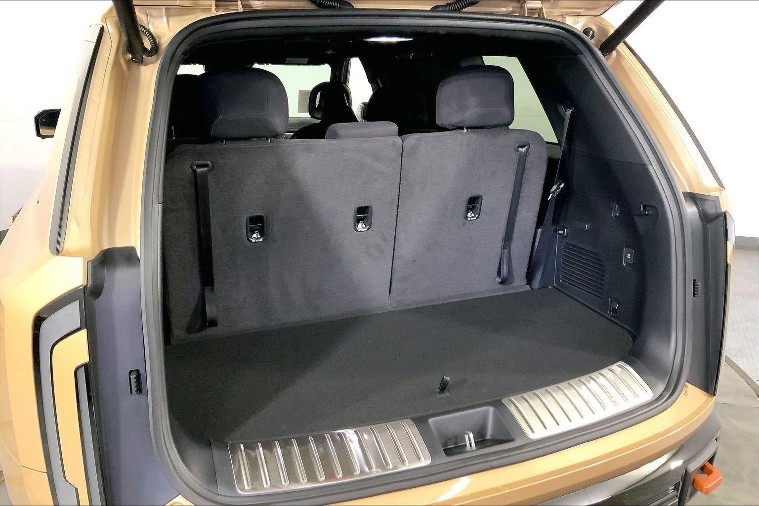 Used 2027 Kia Telluride SX Prestige X-Pro AWD/4WD image 4