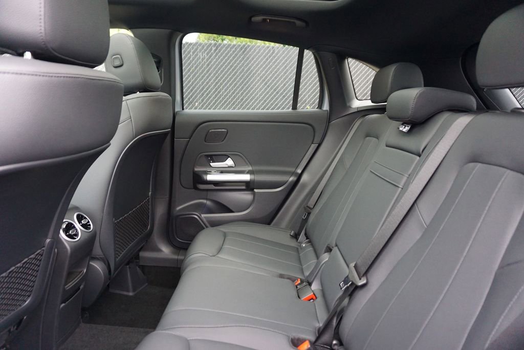 Certified 2026 Mercedes-Benz GLA 250 image 47