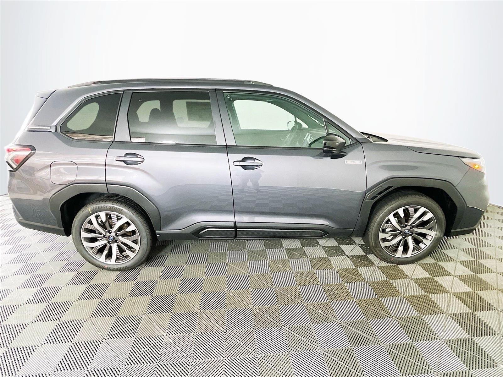 New 2026 Subaru Forester Touring AWD/4WD image 9