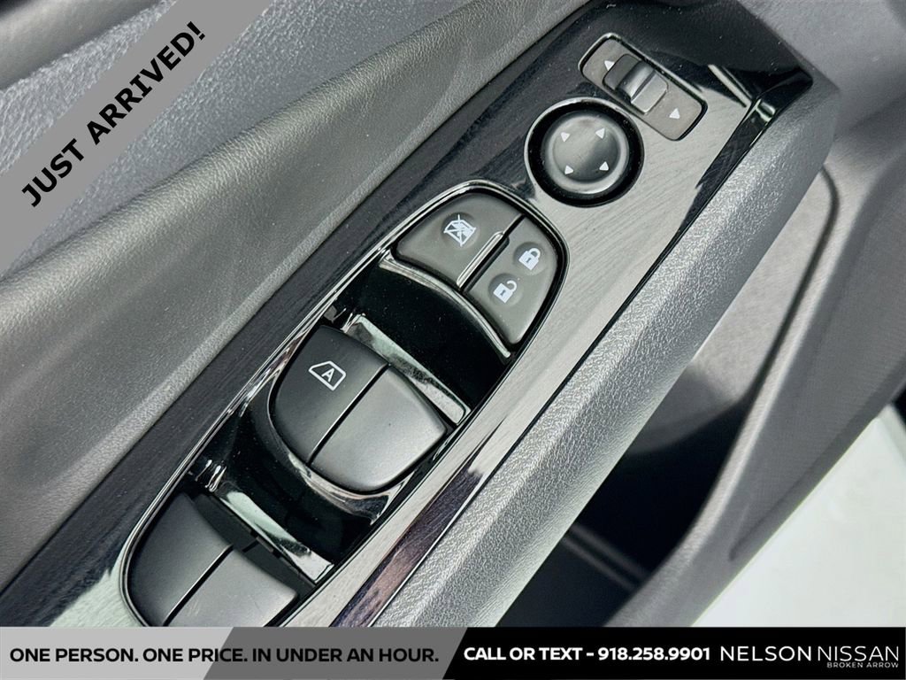 Certified 2025 Nissan Altima 2.5 SR w/ SR Premium Package image 17