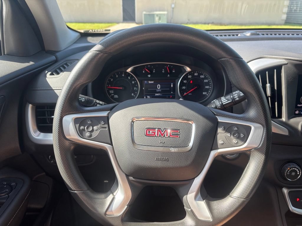 Used 2024 GMC Terrain SLE FWD image 28