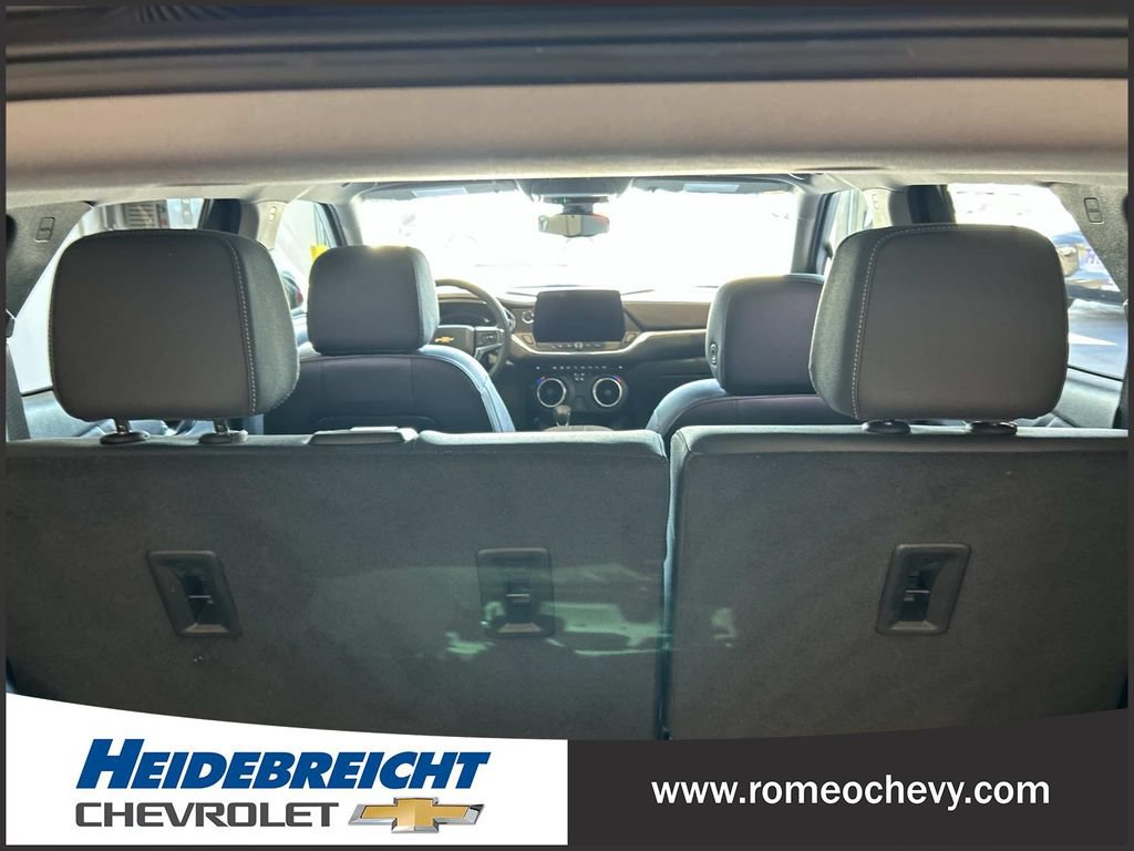 Used 2024 Chevrolet Blazer LT AWD/4WD image 30