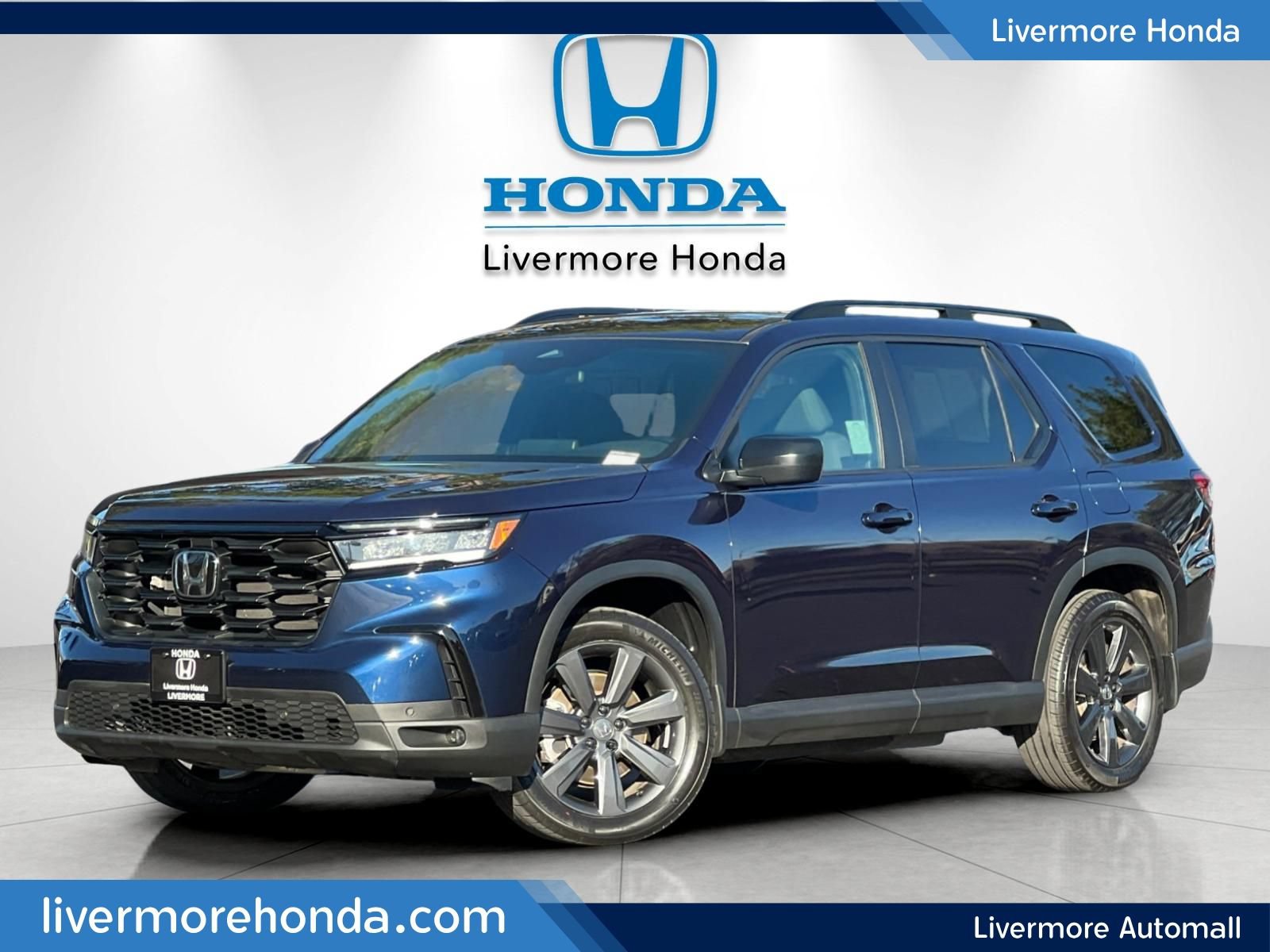 Certified 2025 Honda Pilot Sport