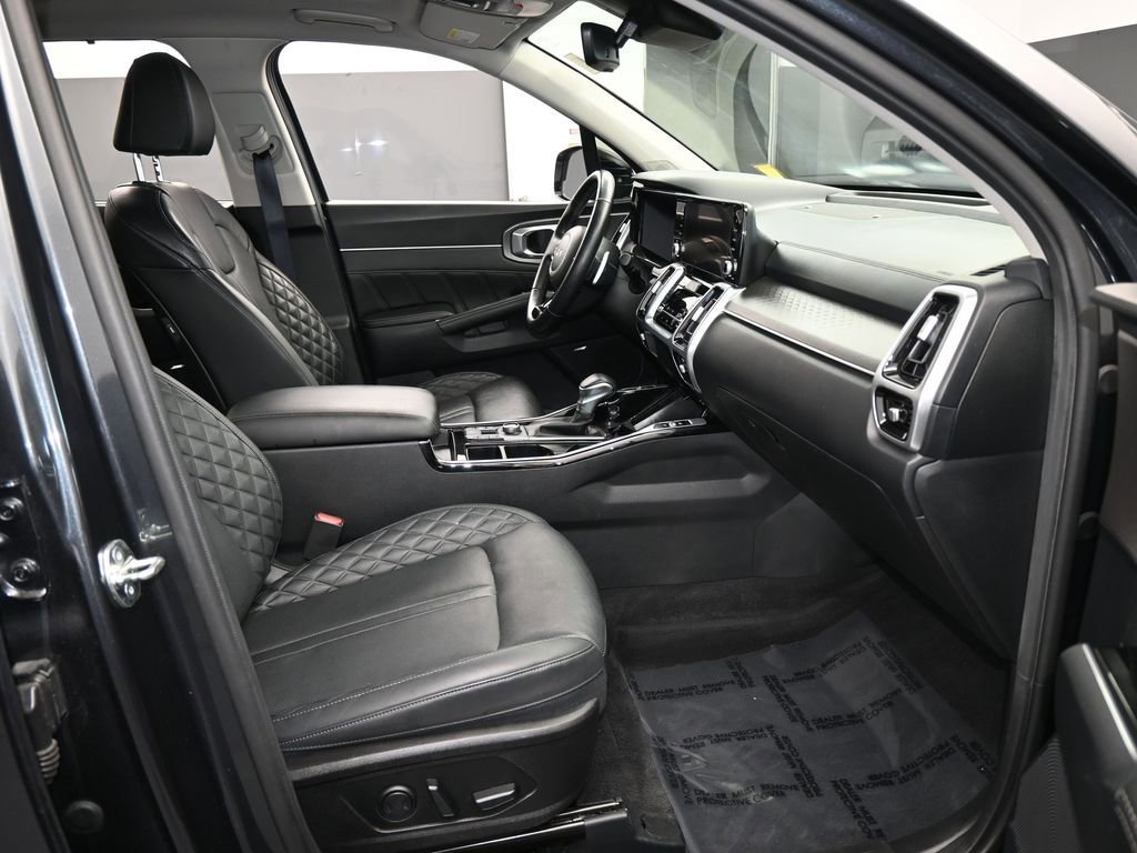 Used 2023 Kia Sorento SX AWD/4WD image 62