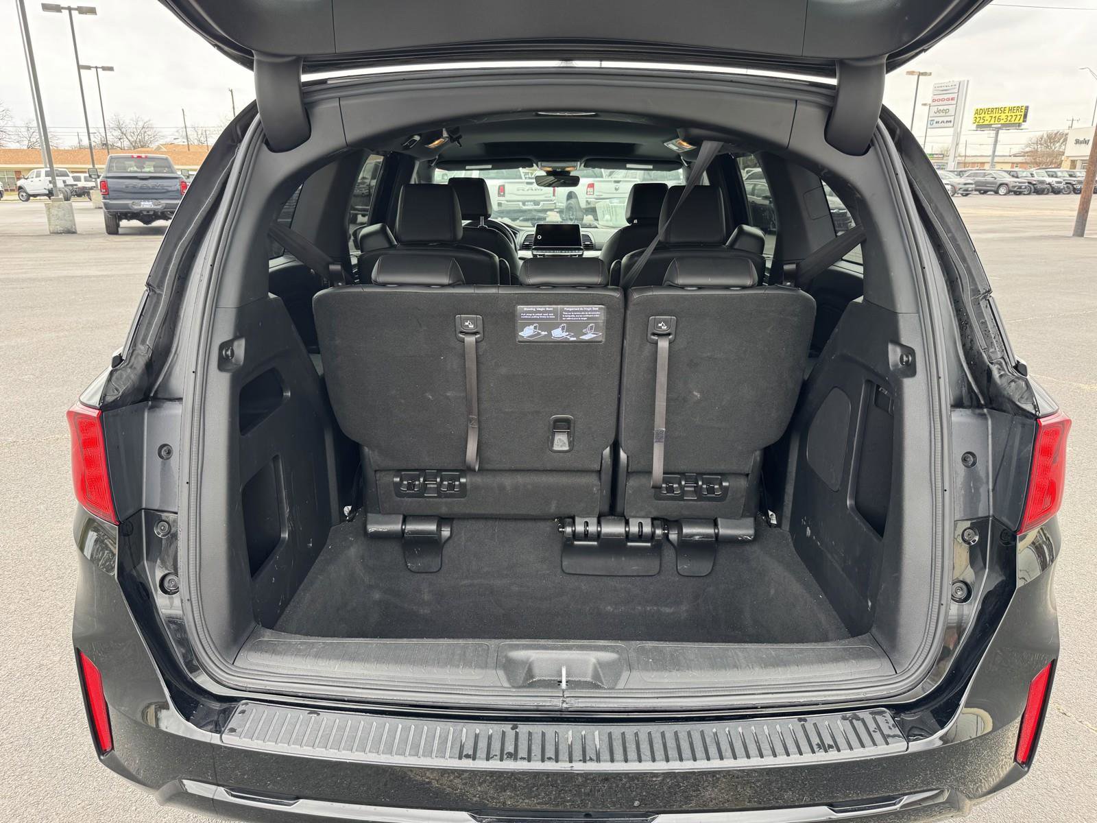 Used 2025 Honda Odyssey Sport-L image 30