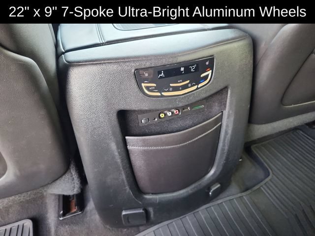 Used 2015 Cadillac Escalade Luxury AWD/4WD image 28
