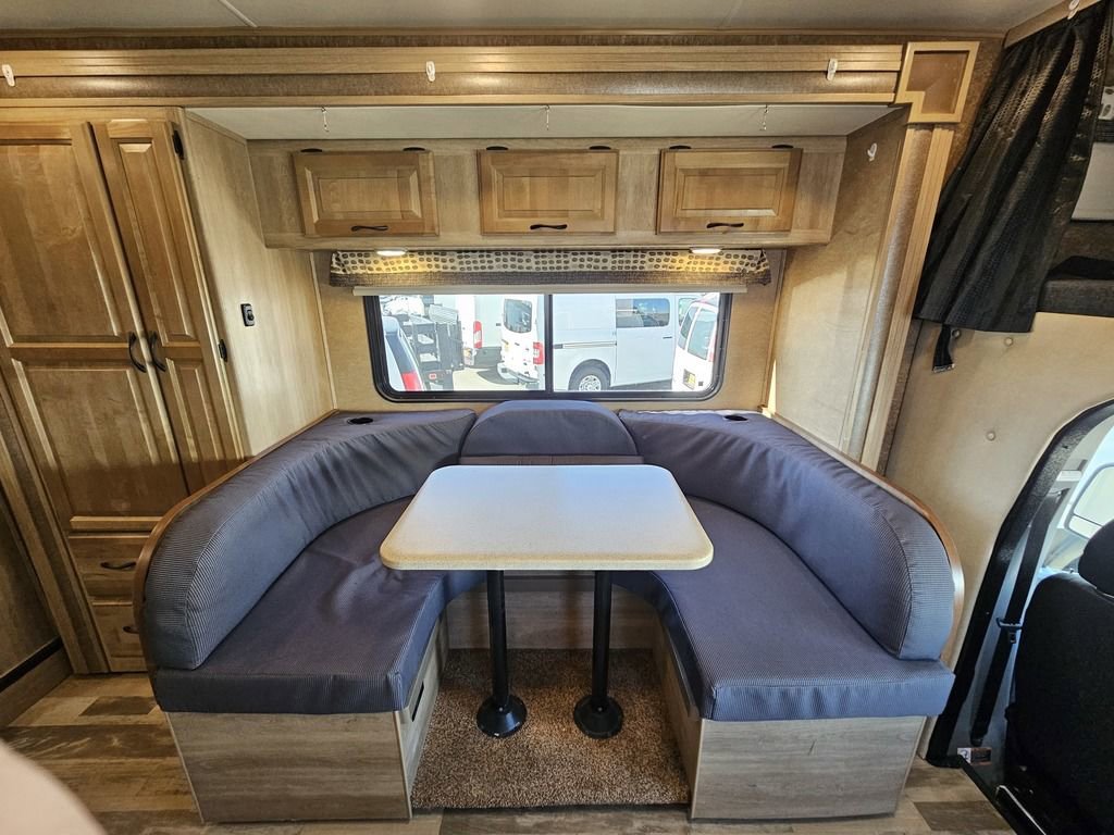 Used 2015 Mercedes-Benz Sprinter 3500 image 11