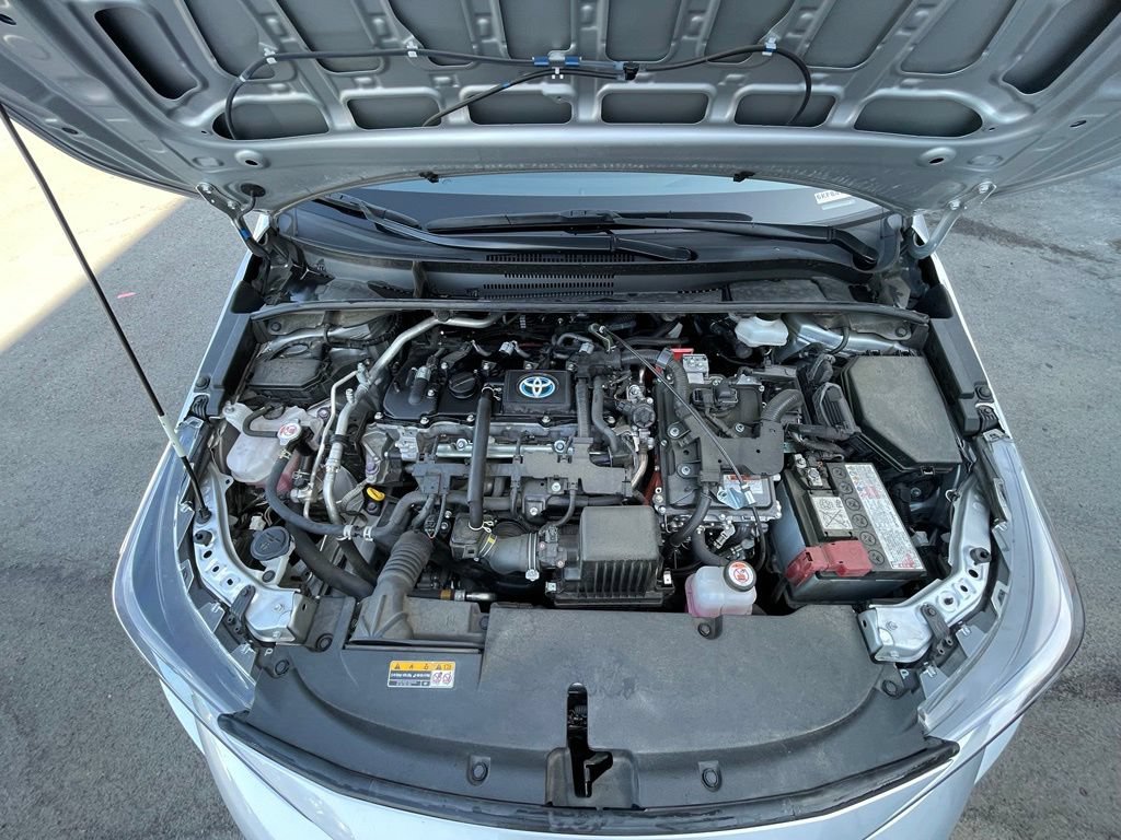 Used 2024 Toyota Corolla LE FWD image 30